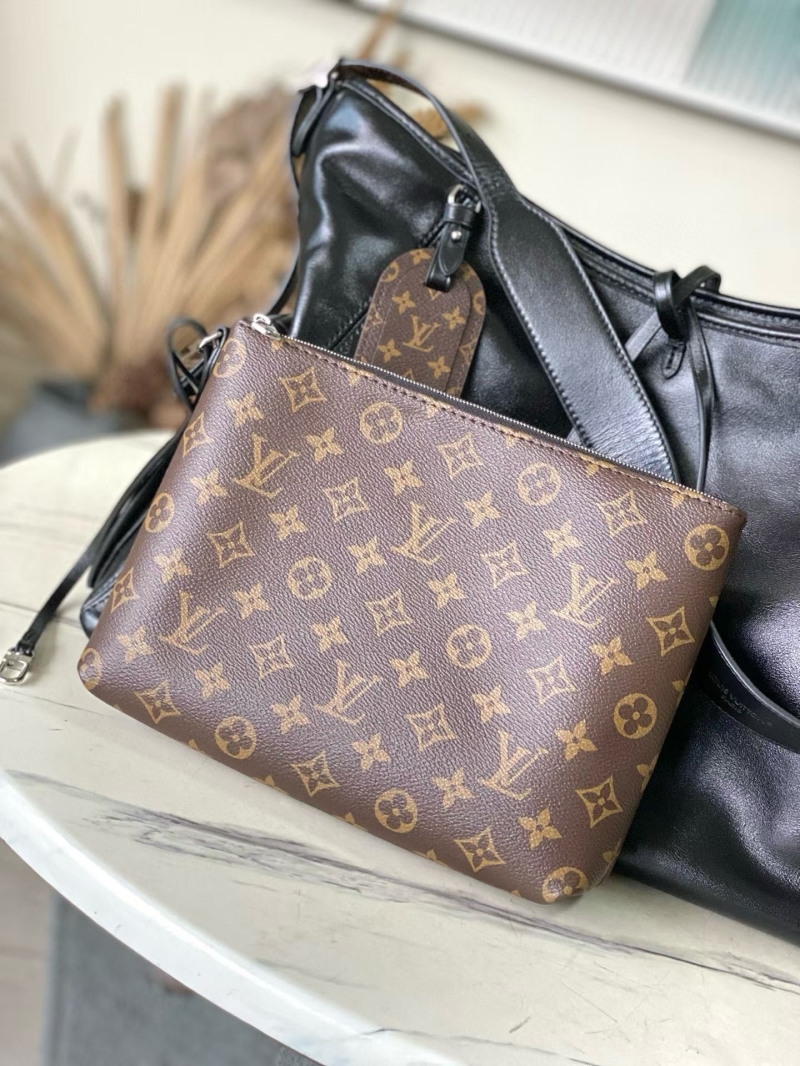 LV Shopping Bags